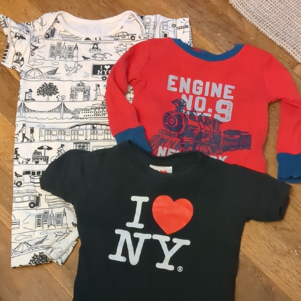 I Love NY Baby Onesies Set